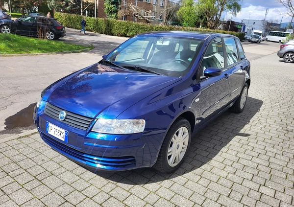 Fiat Stilo cena 9900 przebieg: 121000, rok produkcji 2004 z Żychlin małe 172
